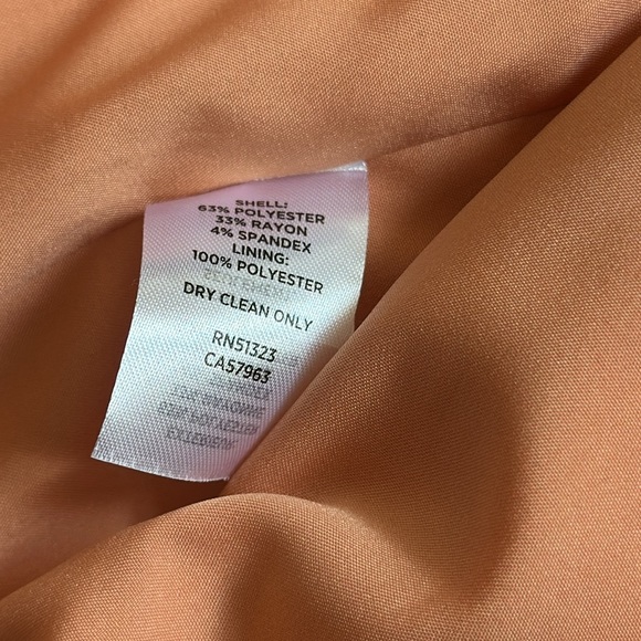 Halogen Darted One-Button Blazer - Picture 8 of 9